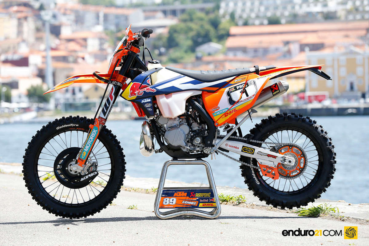 Pro Bike: Alfredo Gomez 2017 KTM 300 EXC