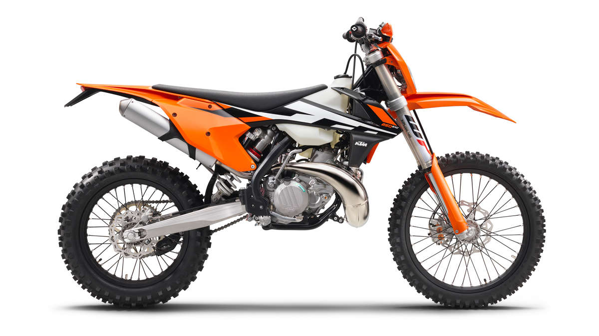 First Look: 2017 KTM 250 EXC & 300 EXC