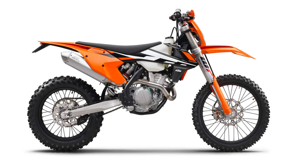 First Look: KTM 2017 Four Strokes