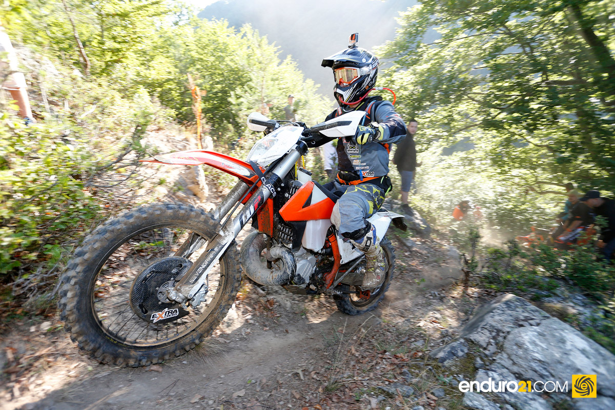 KTM to trial 2-stroke fuel injection at Roof of Africa? 