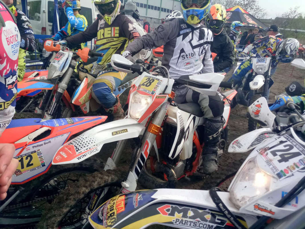 Spy shots of KTM’s fuel injected two-stroke enduro bike 