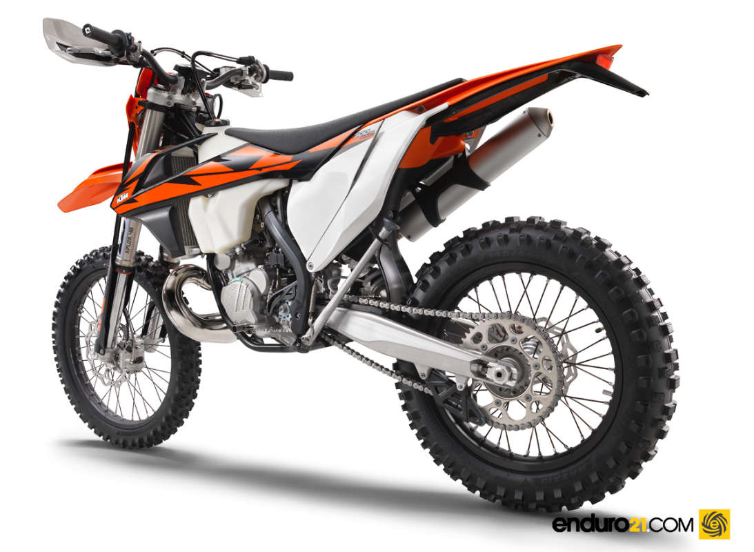 ktm-300-exc-tpi-2-stroke-fuel-injected-enduro-2018_3
