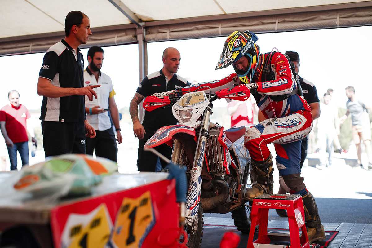 steve_holcombe_endurogp_wess_fim_blanchard_enduro21_560