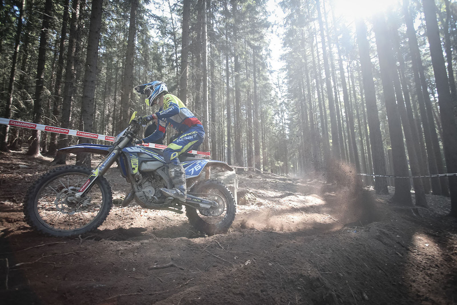 hamish_mcdonald_endurogp_2019_rnd6_5012_560