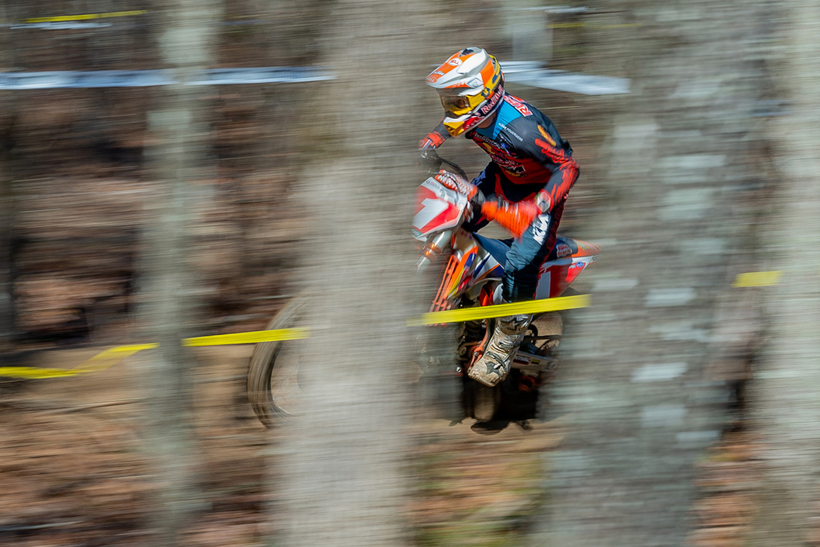 Kailub Russell takes GTR Full Gas Sprint Enduro Victory – round 1 of 2020