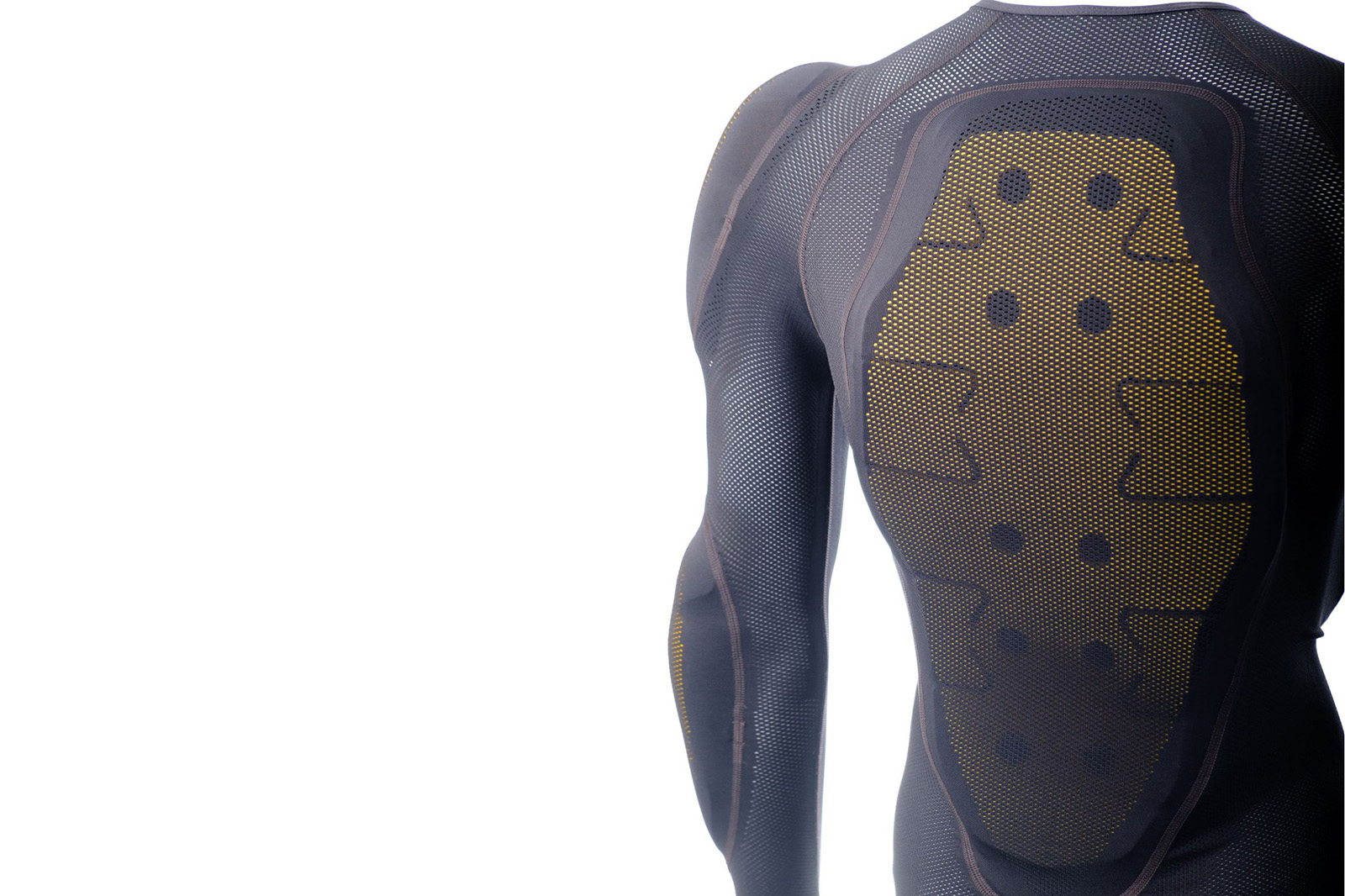 pro-shirt-air-back-detail-low-res_560
