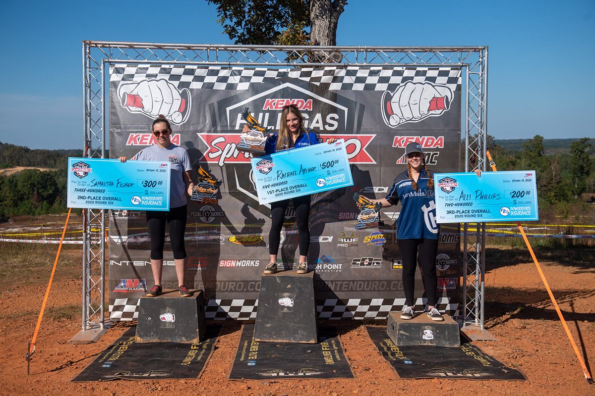 women-podium-hawkinsfullgas-001
