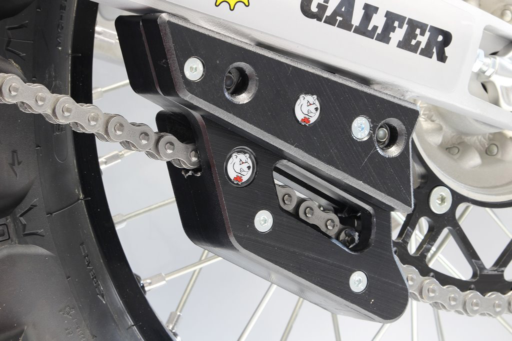 axp_chain_guide_and-swingarm_guard_ax1616_2