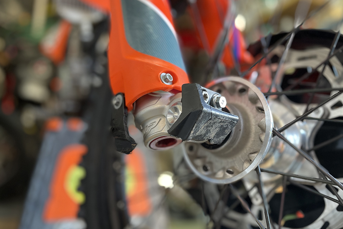 Stuff that works: Polisport fork leg bottom protectors