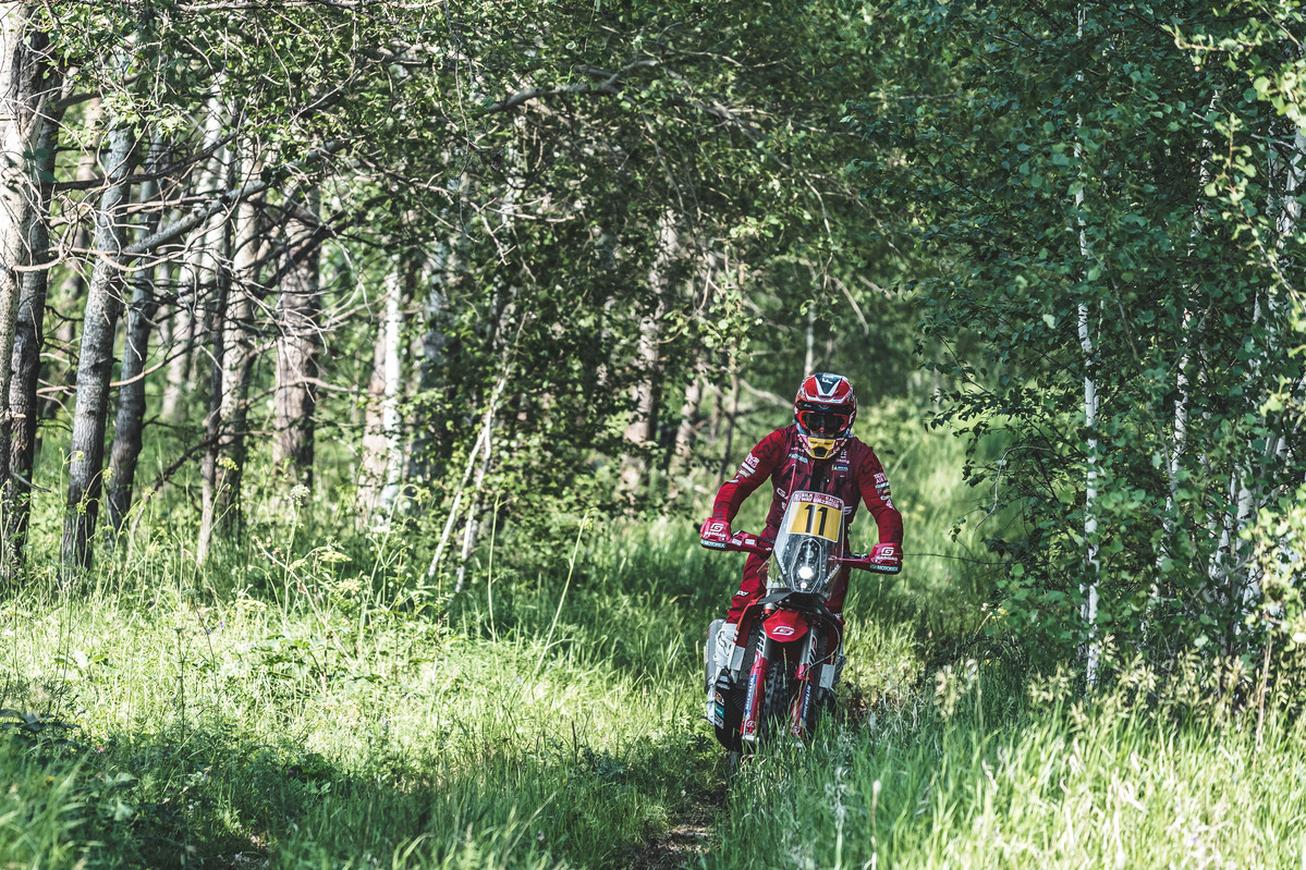 silk-way-rally-2021-daniel-sanders_