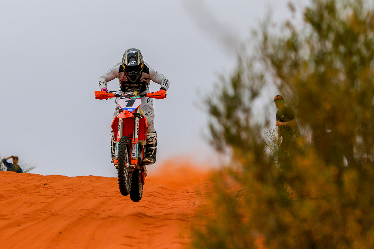 Finke Desert Race double for Walsh – Price wins on four wheels