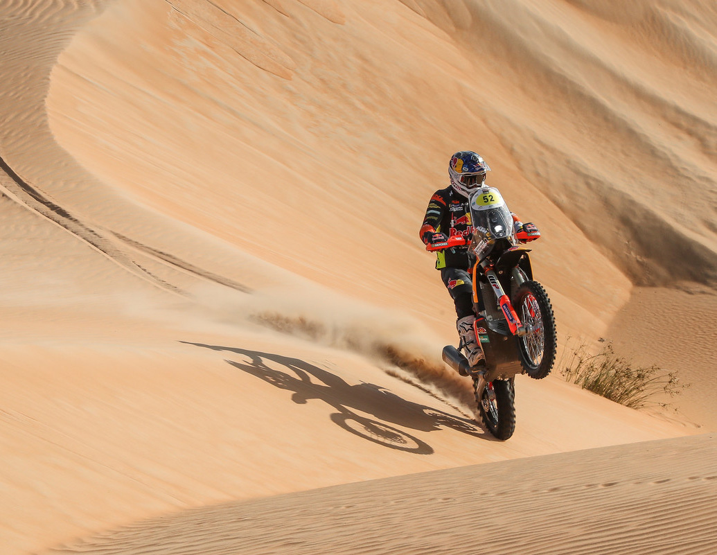 Abu Dhabi Desert Challenge: Walkner leads Van Beveren after stage 2