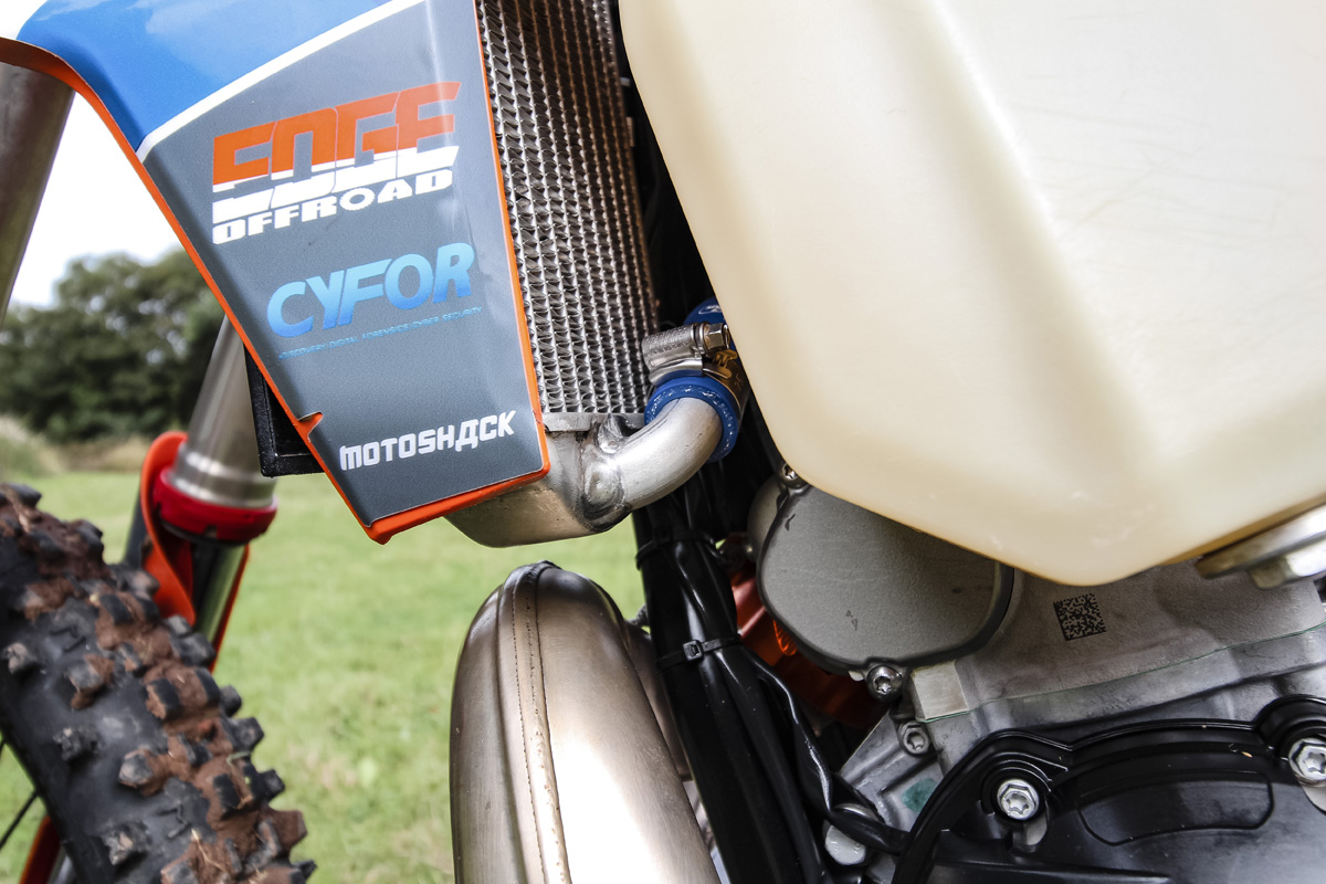 48rosie_rowett_isde_ktm