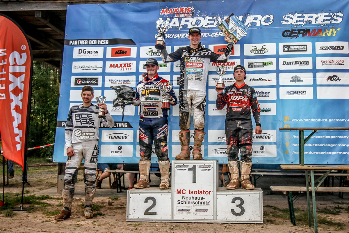 hesg_podium