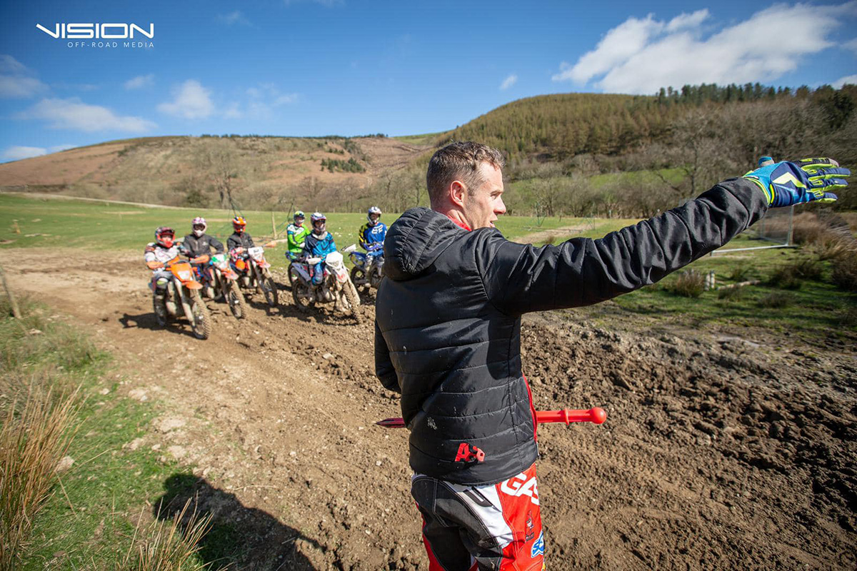 Alex Snow and GASGAS UK team up for enduro training school