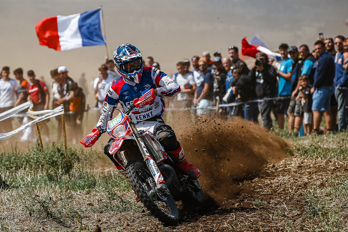 ISDE 2022: Day 3 Notebook – give it everything or not? (& staple guns)