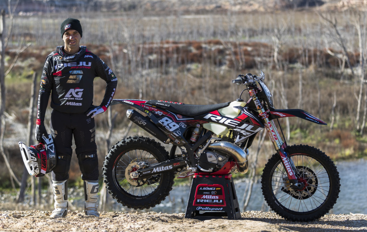 Alfredo Gomez signs with Rieju Factory Team