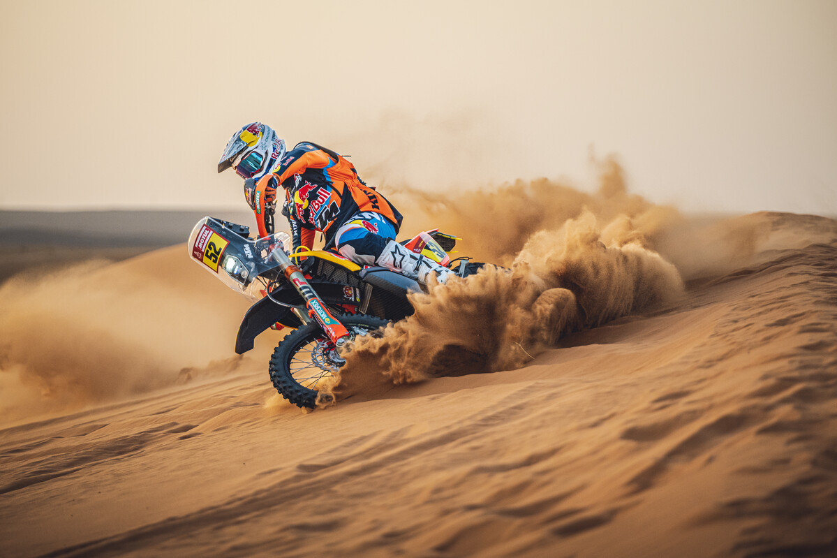 488736_ktm_walkner_action_2023-dakar-829_team-shooting-rb-ktm-r_p70774