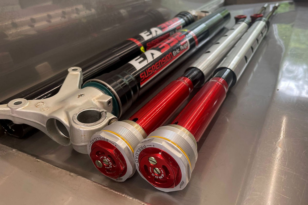 Quick look: Beta Sachs forks upgrade with WP Xplor PRO 6500 cartridge kits