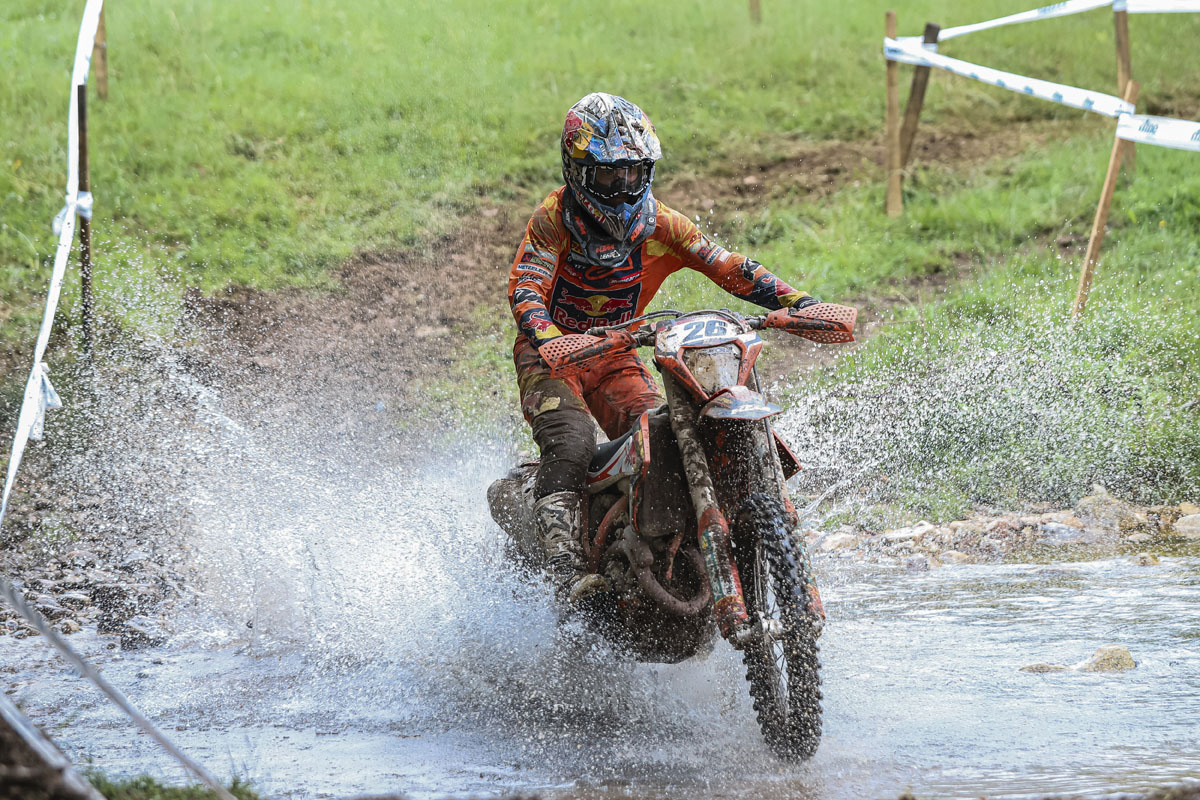 Spanish Enduro: Josep Garcia blitzes round two in the Infiesto mud