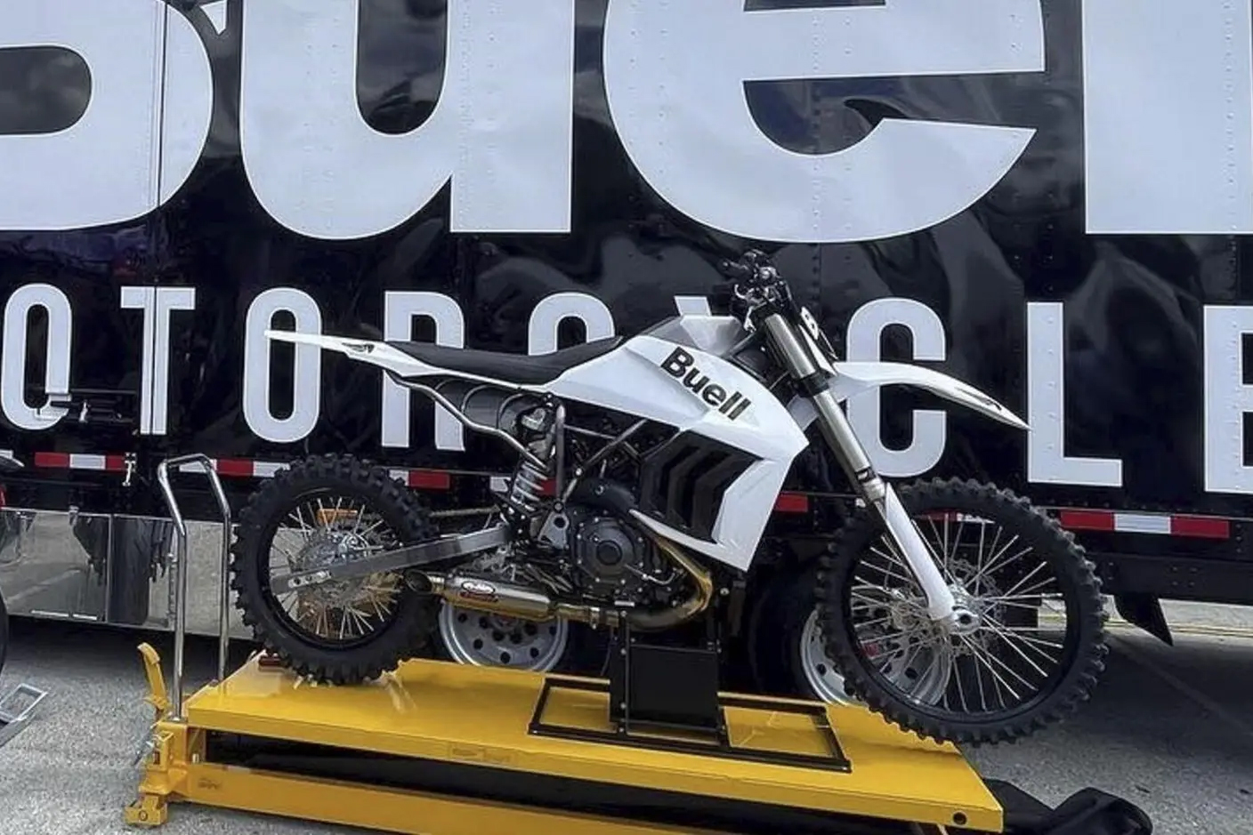 First look: Buell 1190 Baja DR – 175hp and 101lb-ft torque dirt bike?!
