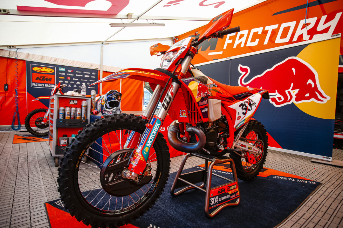 Pro tips: Where Mani Lettenbichler stores tools on his bike 