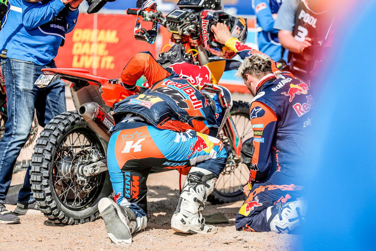Dakar ’23 daily notebook: what maintenance are RallyGP riders doing on their bikes?