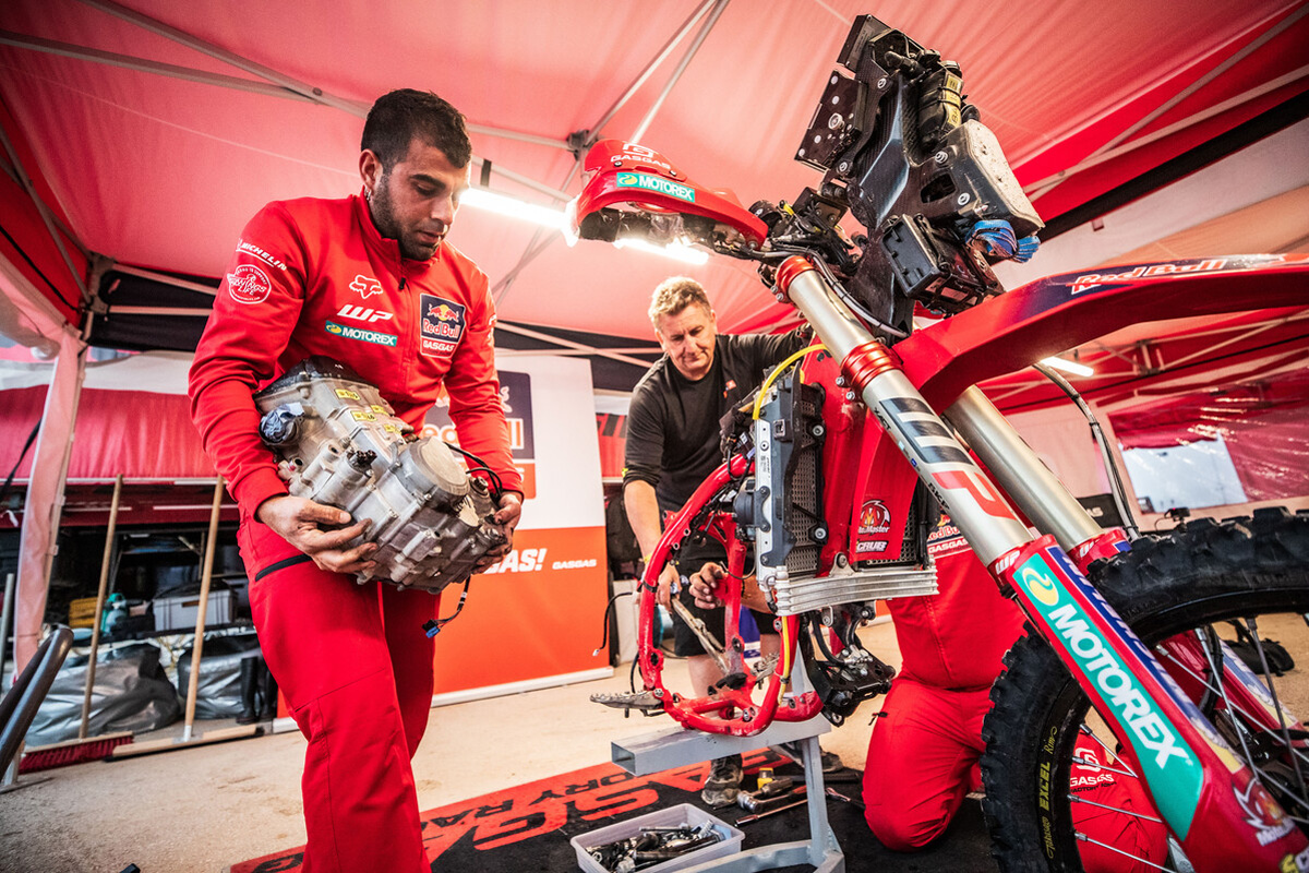 service_gasgas_dakar-rally-2023_01152