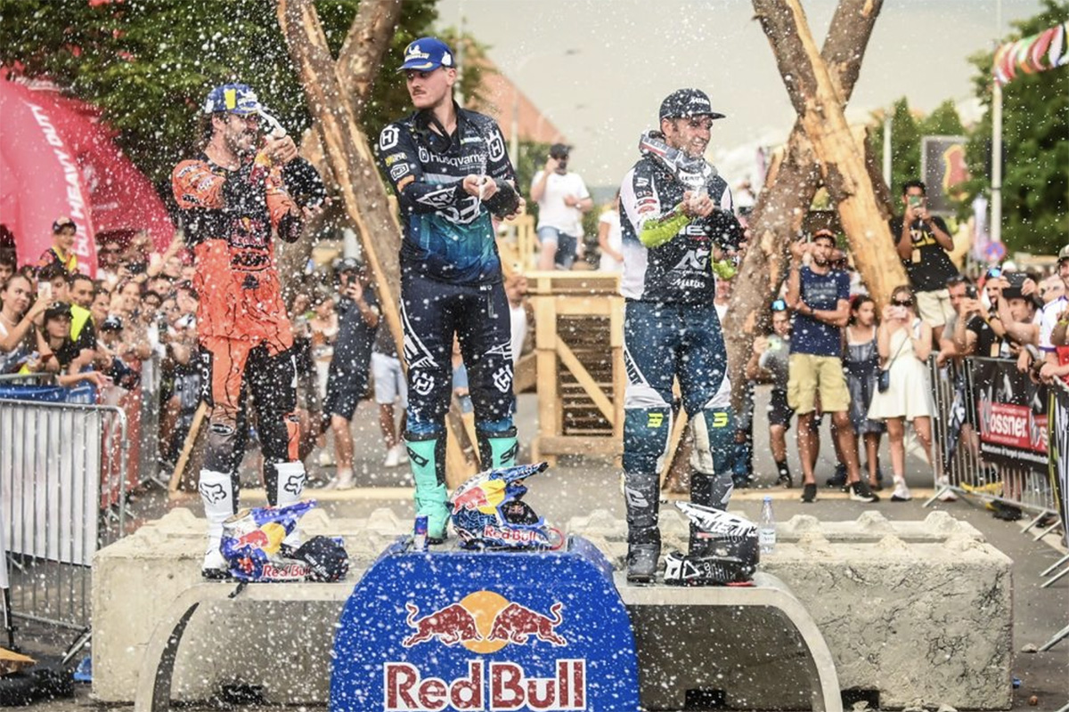 Red Bull Romaniacs Results: Billy Bolt blasts to Sibiu street prologue victory 