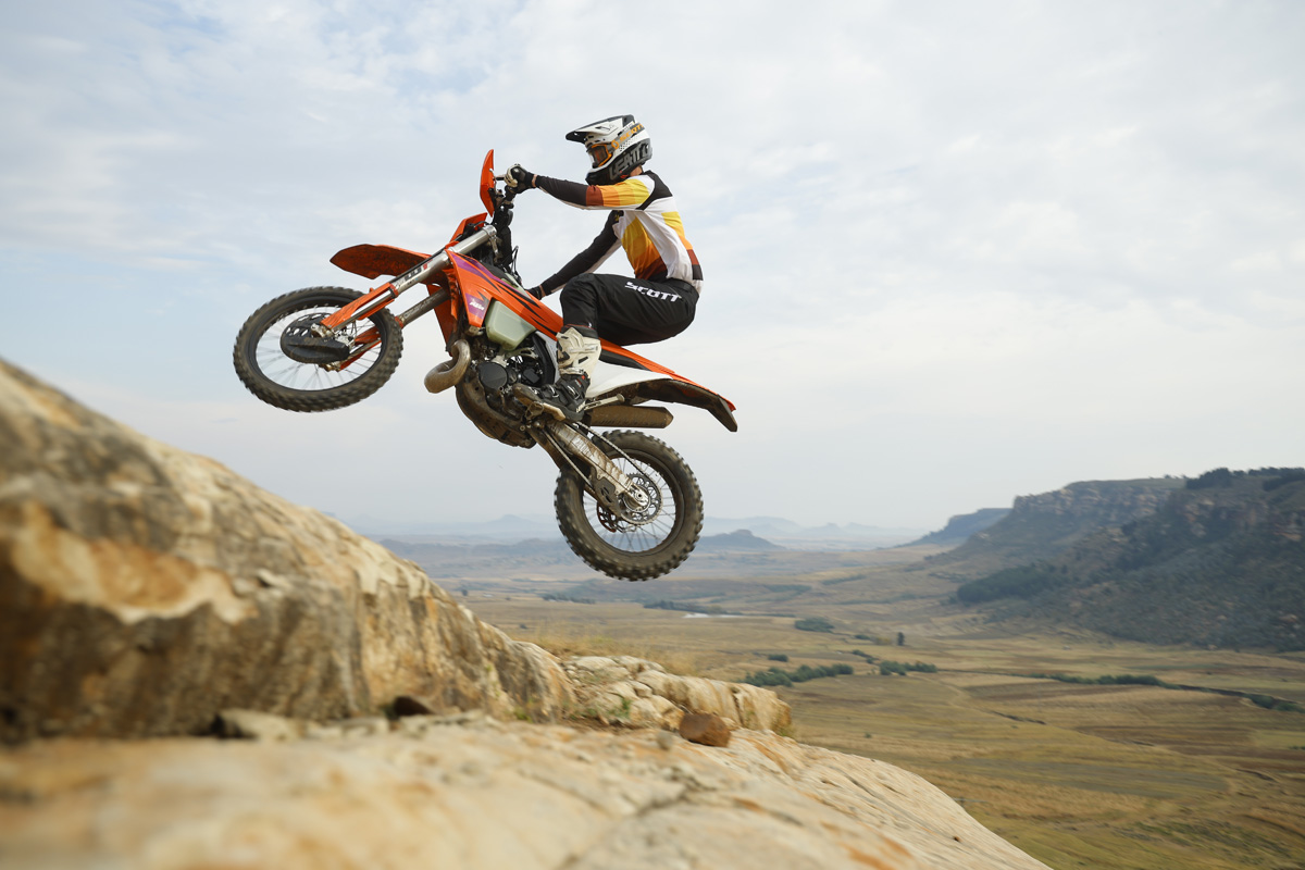 2024 KTM EXC Enduro range riding impression – “the most radical update yet”