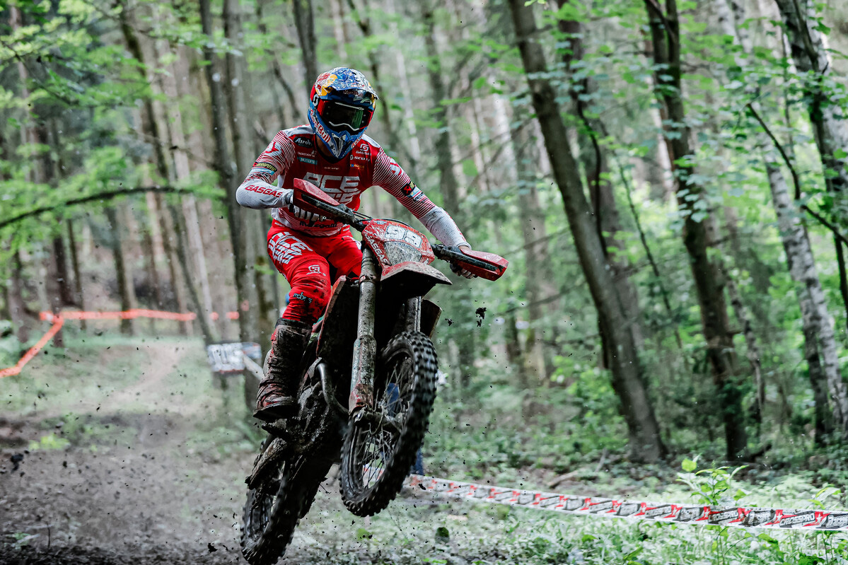 EnduroGP Results: Verona wins a muddy Slovakian day 2 – Holcombe new points leader