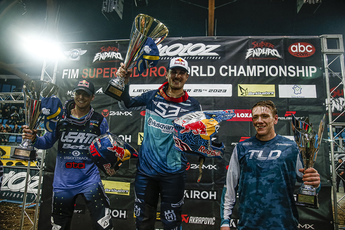 podium_231125_se_france_2061