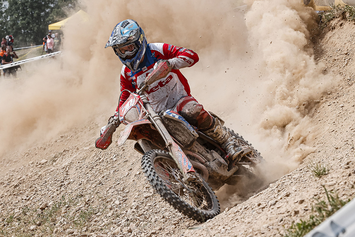 2023 Italian Enduro: Holcombe leads Verona heading to final round this weekend