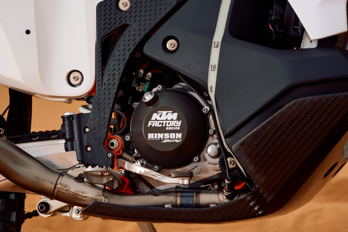 586438_my25_ktm_450_rally-replica-_details_parts