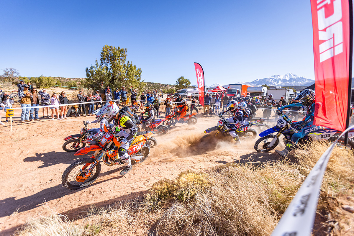 moab_hard_enduro_race_start