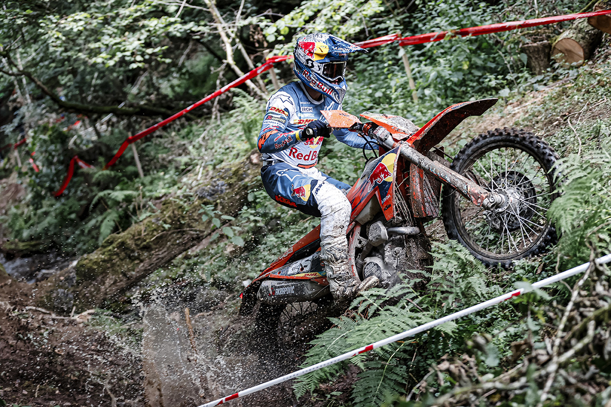 2024 EnduroGP of Wales Results: Garcia and Freeman take closest finish in history – Verona crowned E2 World Champion