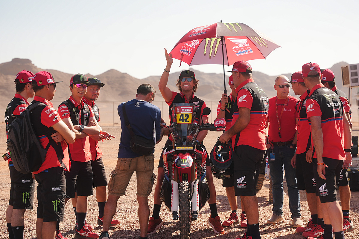 dakar-rally-2024-scrutineering