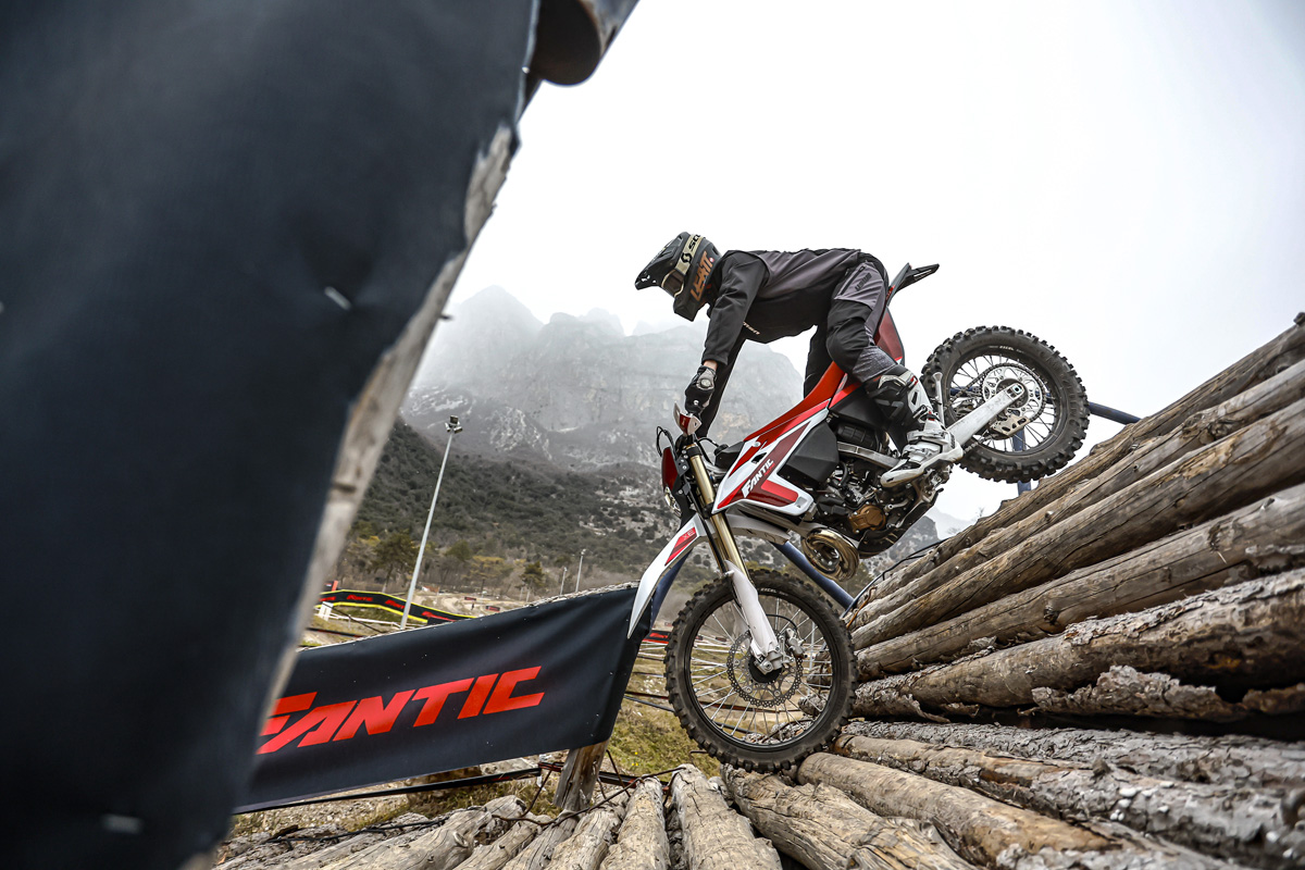 enduro21_fantic_xe300_xef310_tested_5
