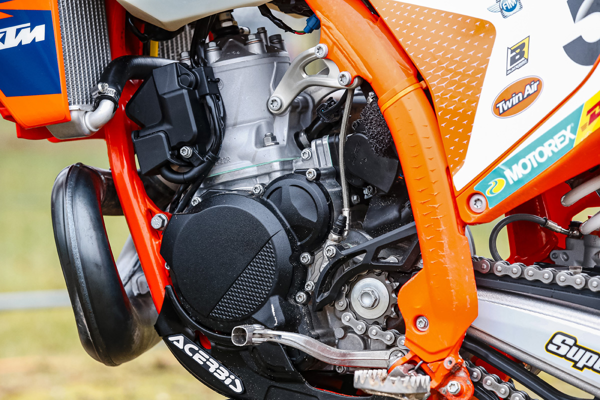 enduro21_pro_bike_ktm_300_exc_superenduro_20242