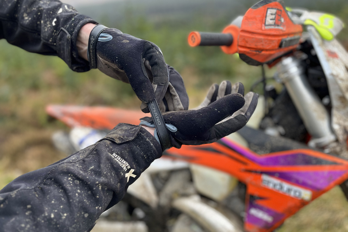 enduro21_tested_s3-parts_ice_nano_gloves_img_9781