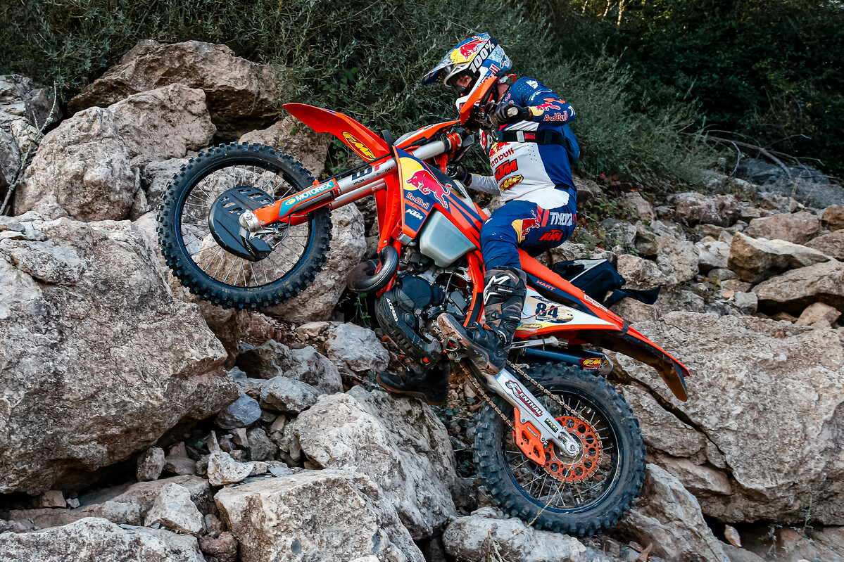 trystan-hart_231013_hewc_hixpania_hard_enduro_2755_5th-rd_-hard_p42539