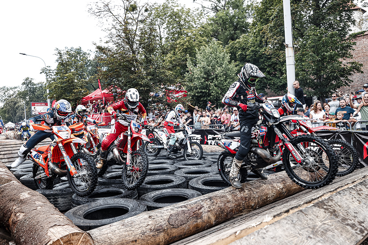 2024 Red Bull Romaniacs: Prologue Highlights – Walker walks on water