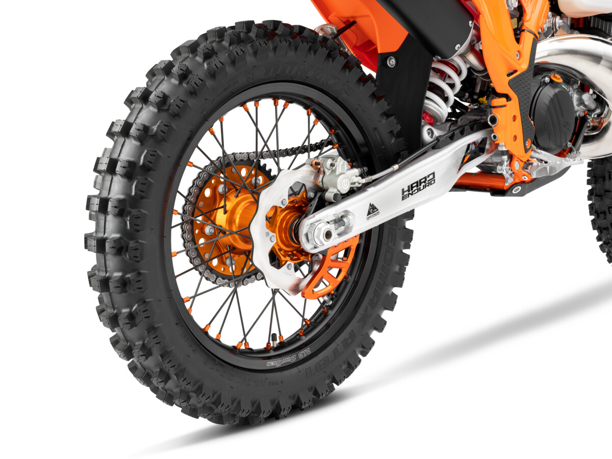 590069_my25_ktm_300_xc-w_hardenduro_rear-wheel_usa