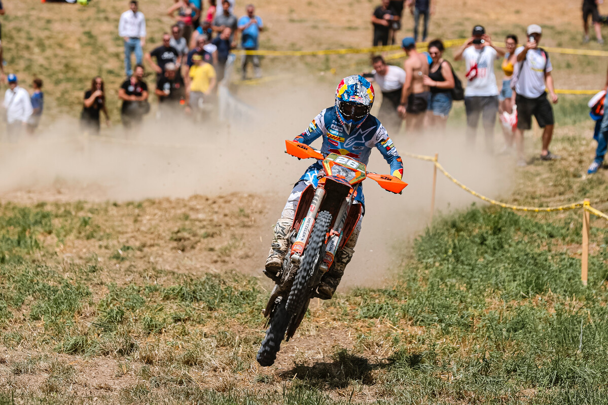 2024 EnduroGP Italy Results: Garcia victorious after day one battle with Brad Freeman