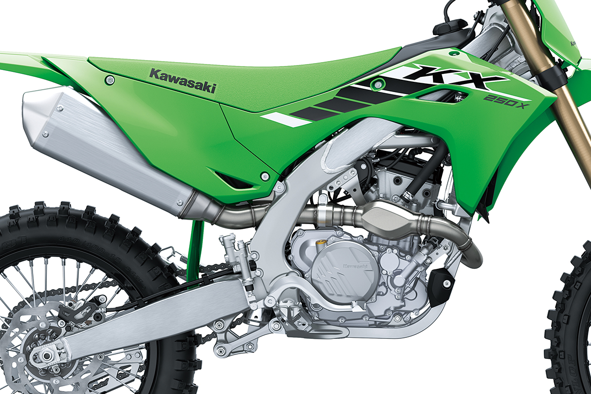 2025_kawasaki_kx250_first_look_eng