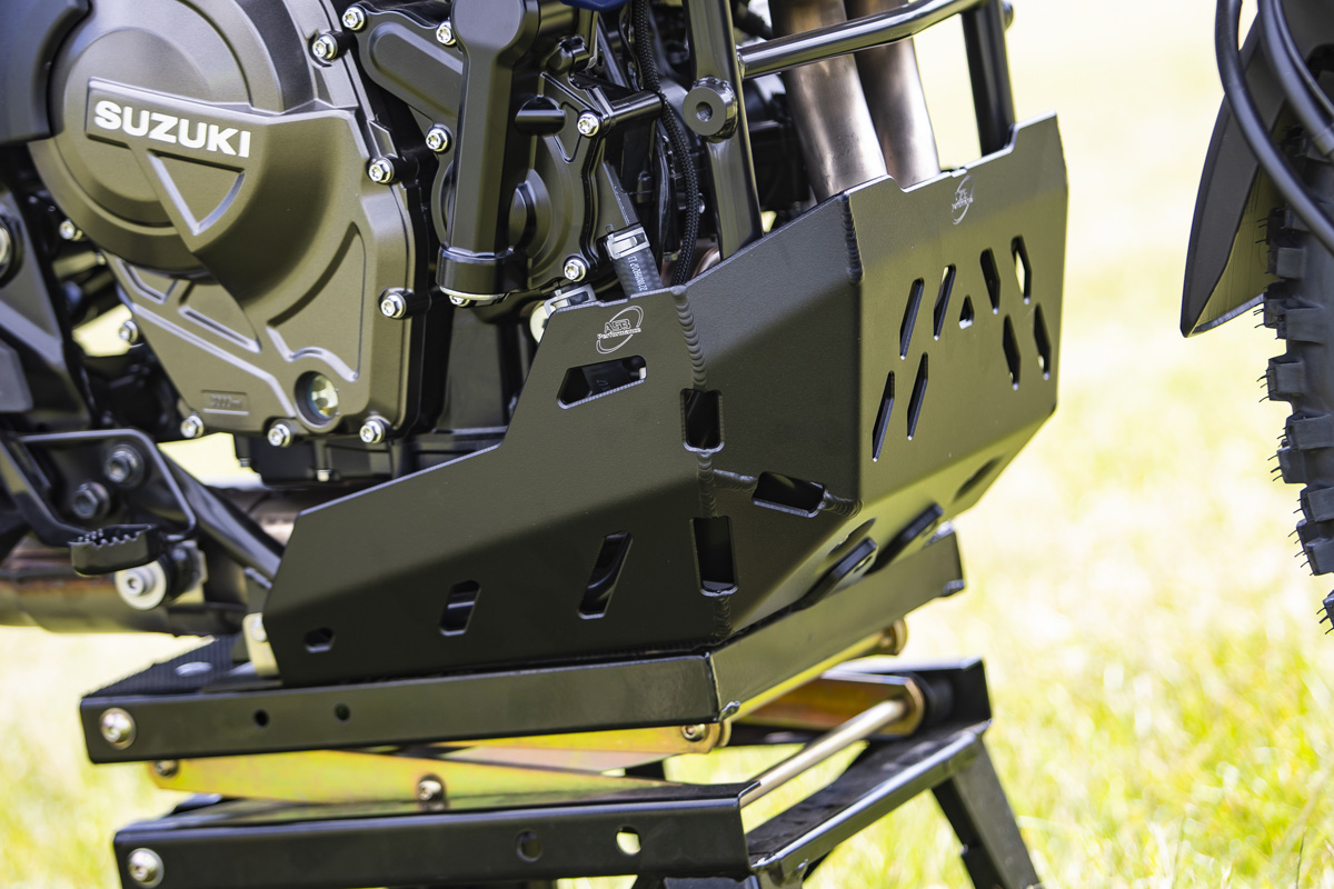 sr75-v-strom-800de-sump-guard-01