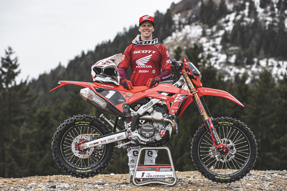 _honda-red-moto-2024_1455