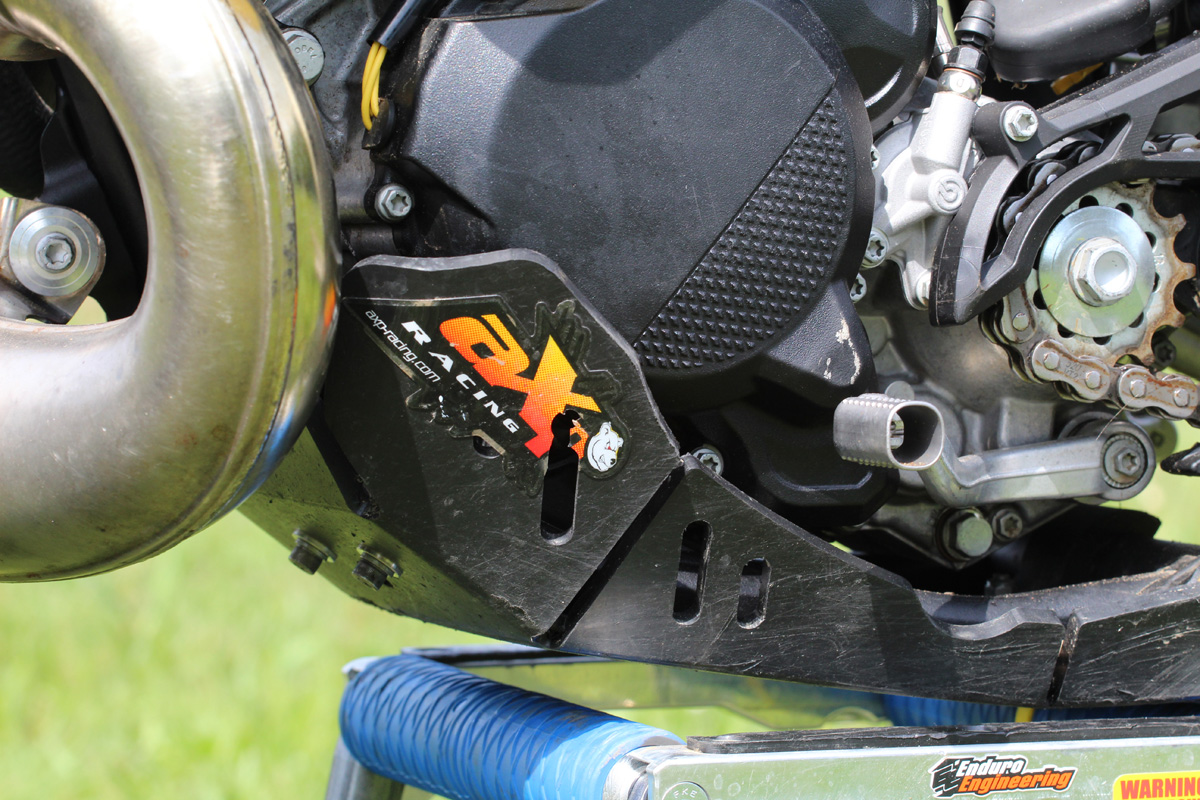 axp_racing_xtrem_skid_plate_2024_ktm_enduro21_tested9