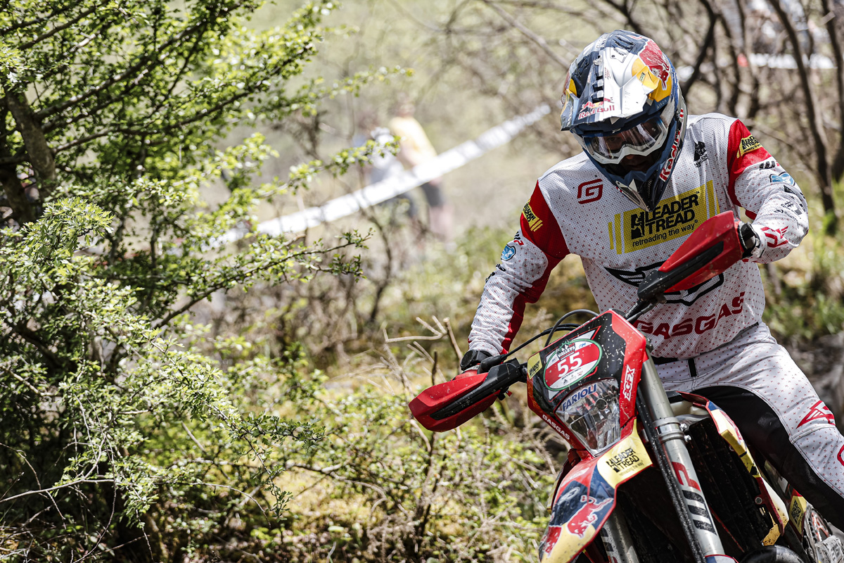 wade_young_enduro21_paddock_spy_valleys_hard_enduro