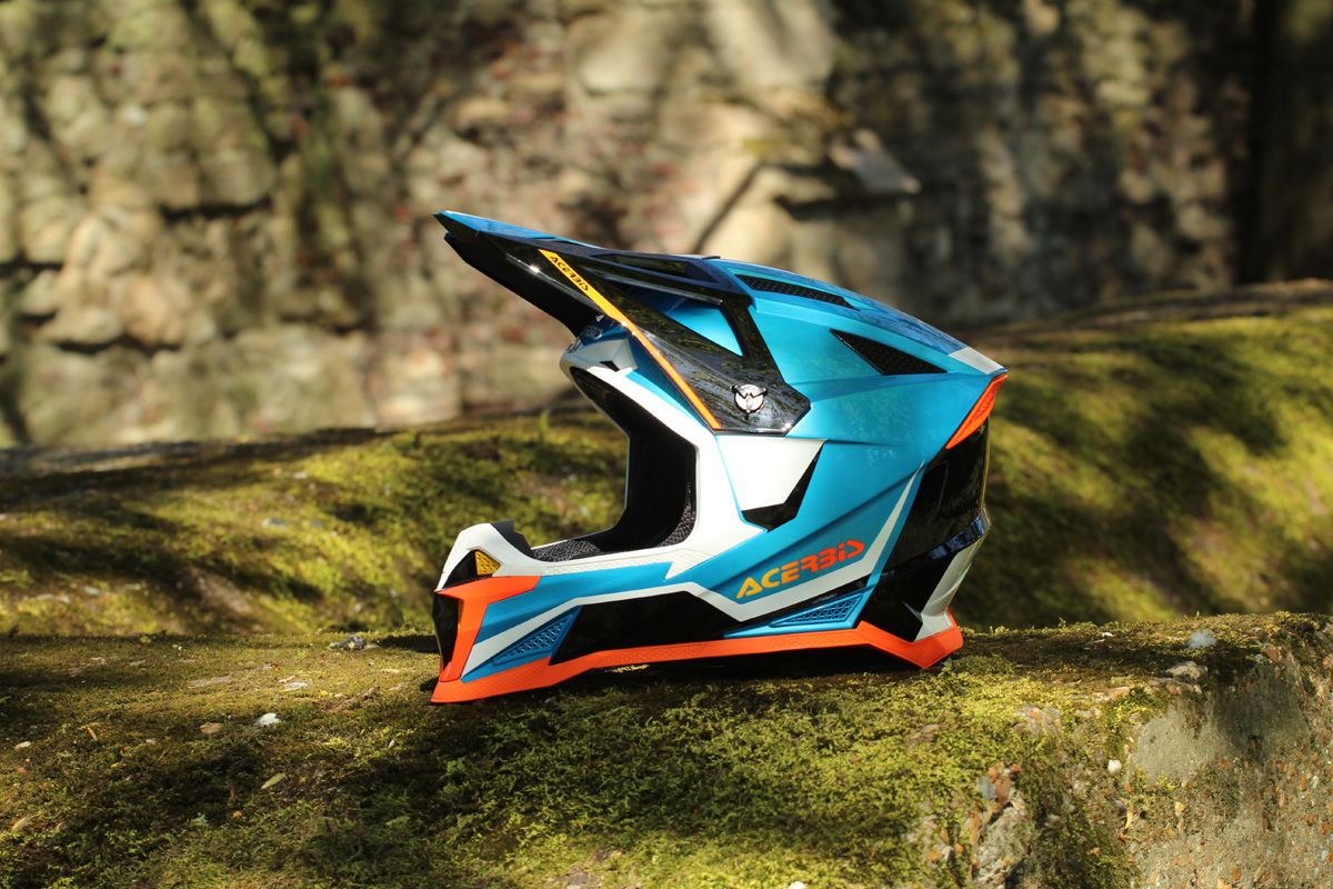 Quick look: Acerbis T711 mid-price off-road helmet